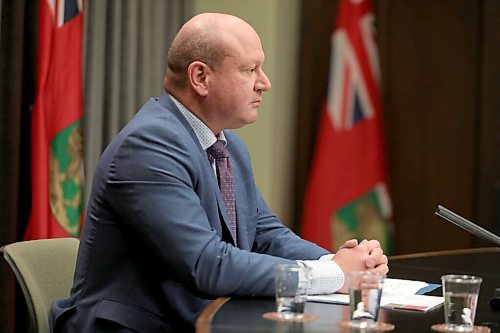 RUTH BONNEVILLE / WINNIPEG FREE PRESS

LOCAL - Roussin  Presser 

CHIEF PROVINCIAL PUBLIC HEALTH OFFICER Dr. Brent Roussin answers questions from the media after press conference at the Legislative Building Thursday. 

Dec 2nd. 2020