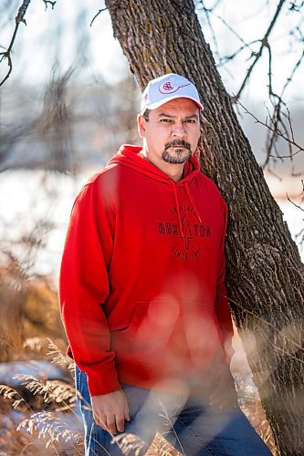 MIKAELA MACKENZIE / WINNIPEG FREE PRESS

Lloyd Pelletier poses for a portrait on his property in Lockport on Friday, Dec. 4, 2020. For Jeff Hamilton story.

Winnipeg Free Press 2020