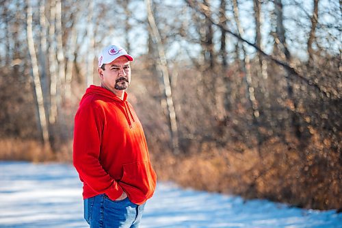 MIKAELA MACKENZIE / WINNIPEG FREE PRESS

Lloyd Pelletier poses for a portrait on his property in Lockport on Friday, Dec. 4, 2020. For Jeff Hamilton story.

Winnipeg Free Press 2020