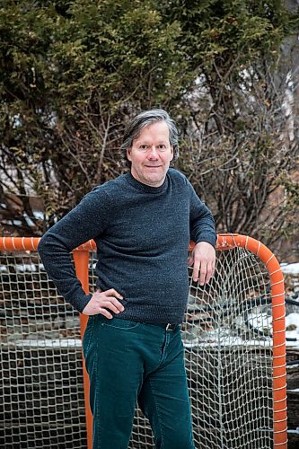 MIKAELA MACKENZIE / WINNIPEG FREE PRESS

Paul Buchanan poses for a portrait with his childhood backyard hockey net in Winnipeg on Friday, Dec. 4, 2020. For Jeff Hamilton story.

Winnipeg Free Press 2020