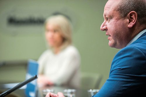 MIKAELA MACKENZIE / WINNIPEG FREE PRESS

Dr. Brent Roussin, chief public health officer, and Lanette Siragusa, chief nursing officer, provide their COVID-19 update at the Manitoba Legislative Building in Winnipeg on Monday, Dec. 7, 2020. For Larry Kusch story.

Winnipeg Free Press 2020