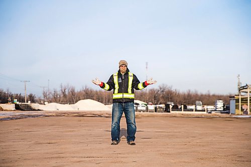 MIKAELA MACKENZIE / WINNIPEG FREE PRESS

Ray DuBois, owner of Ron Paul Garden Centre, poses for a portrait in the empty space where the Christmas tree lot used to be in Winnipeg on Monday, Dec. 7, 2020. He sold out Saturday and has never seen anything like it. For Doug Speirs story.

Winnipeg Free Press 2020