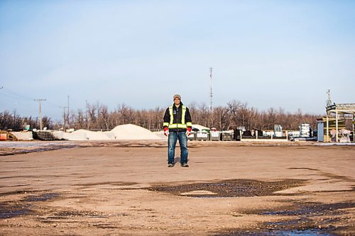 MIKAELA MACKENZIE / WINNIPEG FREE PRESS

Ray DuBois, owner of Ron Paul Garden Centre, poses for a portrait in the empty space where the Christmas tree lot used to be in Winnipeg on Monday, Dec. 7, 2020. He sold out Saturday and has never seen anything like it. For Doug Speirs story.

Winnipeg Free Press 2020