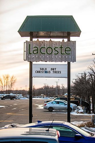 MIKAELA MACKENZIE / WINNIPEG FREE PRESS

Lacoste Garden Centre in Winnipeg on Monday, Dec. 7, 2020. For Doug Speirs story.

Winnipeg Free Press 2020