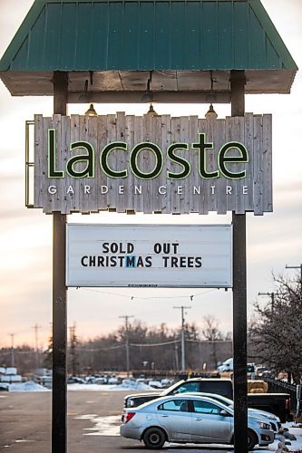 MIKAELA MACKENZIE / WINNIPEG FREE PRESS

Lacoste Garden Centre in Winnipeg on Monday, Dec. 7, 2020. For Doug Speirs story.

Winnipeg Free Press 2020