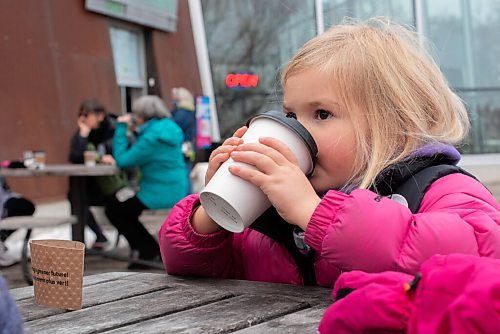 JESSE BOILY  / WINNIPEG FREE PRESS
Charlotte Pyrce enjoys a hot choclate with her Grandmother at Assiniboine Park on Tuesday. More people are spending time outside as December continues to stay a bit warmer. Tuesday, Dec. 8, 2020.
Reporter: Cody Sellar