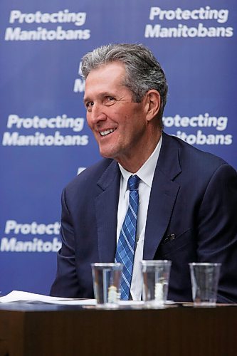 MIKE DEAL / WINNIPEG FREE PRESS
Premier Brian Pallister and Dr. Brent Roussin, chief provincial public health officer, announce that the province will begin to implement its COVID-19 vaccination plan as early as next week, once the first doses of the Pfizer vaccine supplied by the federal government arrive in the province.
201209 - Wednesday, December 09, 2020.