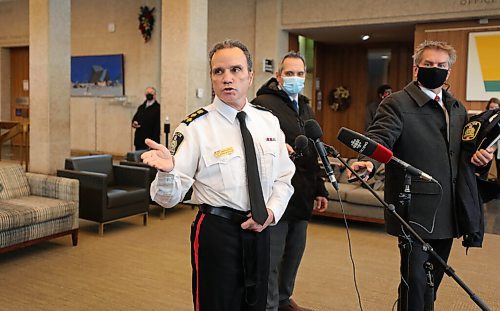 RUTH BONNEVILLE / WINNIPEG FREE PRESS

Local - Police Chief  Presser

Winnipeg Police Chief, Danny Smyth, holds press conference on the 2nd floor foyer at City Hall after police budget meetings in chamber Thursday morning. 



Dec 10h,. 2020