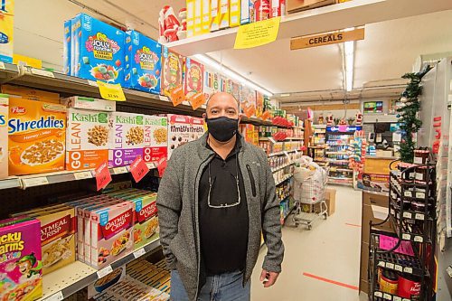 Mike Sudoma / Winnipeg Free Press
Foodfare owner and manager, Munther Zeid inside his store Thursday afternoon
December 7, 2020