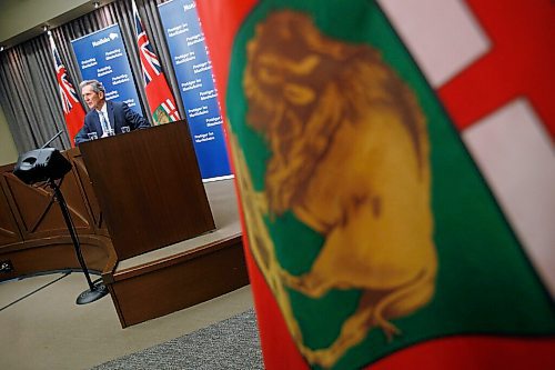 JOHN WOODS / WINNIPEG FREE PRESS
Manitoba Premier Brian Pallister speaks during his COVID-19 press conference at the Manitoba legislature in Winnipeg Tuesday, December 15, 2020. 

Reporter: ?