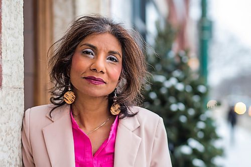 MIKAELA MACKENZIE / WINNIPEG FREE PRESS

Dr. Natasha Ali poses for a portrait outside of her office in Winnipeg on Tuesday, Dec. 15, 2020. This holiday season may come with conflicting emotions for many. For Sabrina story.

Winnipeg Free Press 2020