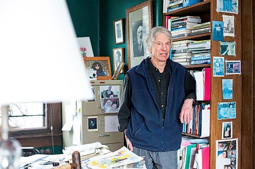 MIKAELA MACKENZIE / WINNIPEG FREE PRESS

Arthur Schafer, the founding director of the Centre for Professional and Applied Ethics at University of Manitoba, poses for a portrait in his home office in Winnipeg on Thursday, Dec. 17, 2020. For Dylan Robertson story.

Winnipeg Free Press 2020