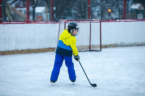 MIKAELA MACKENZIE / WINNIPEG FREE PRESS

Romeo Conrad, eight, skates at the Windsor Community Centre rink in Winnipeg on Thursday, Dec. 17, 2020. Individuals are responsible for following public health rules while at the public outdoor rink. For Joyanne story.

Winnipeg Free Press 2020