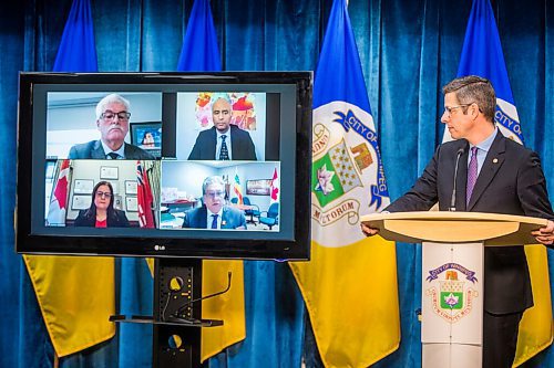 MIKAELA MACKENZIE / WINNIPEG FREE PRESS

CEO of Siloam Mission Jim Bell (top left), federal minister of families, children and social development Ahmed Hussen, provincial minister of families Heather Stefanson, and MP for Saint Boniface Dan Vandal speak virtually about the Rapid Housing Initiative funding as Mayor Brian Bowman listens at City Hall in Winnipeg on Friday, Dec. 18, 2020.  For Dylan Robertson story.

Winnipeg Free Press 2020