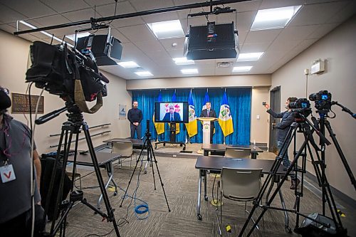 MIKAELA MACKENZIE / WINNIPEG FREE PRESS

Ahmed Hussen, federal minister of families, children and social development, speaks about the Rapid Housing Initiative funding as mayor Brian Bowman listens at City Hall in Winnipeg on Friday, Dec. 18, 2020.  For Dylan Robertson story.

Winnipeg Free Press 2020