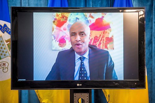 MIKAELA MACKENZIE / WINNIPEG FREE PRESS

Ahmed Hussen, federal minister of families, children and social development, speaks about the Rapid Housing Initiative funding at City Hall in Winnipeg on Friday, Dec. 18, 2020.  For Dylan Robertson story.

Winnipeg Free Press 2020