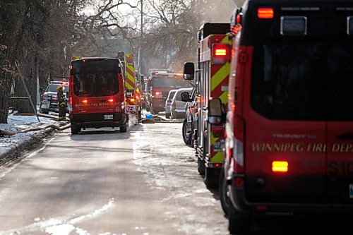 Daniel Crump / Winnipeg Free Press. Firefighters respond to a house fire at 310 Victor St. in Winnipegs West End. December 19, 2020.