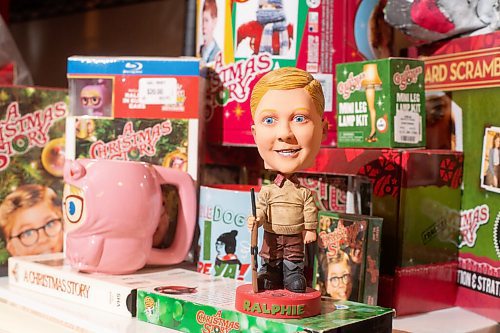 MIKE SUDOMA / WINNIPEG FREE PRESS
A bobble head of Ralph from the iconic Christmas movie, A Christmas Story, sits amongst other pieces of Robert Lilleys collection.
December 20, 2020