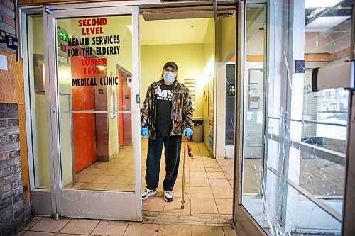 MIKAELA MACKENZIE / WINNIPEG FREE PRESS

Dave Comeau, who has moved in with his mother as he fears for her safety, shows the damage at St. Andrew's Place seniors (55+) residence in Winnipeg on Monday, Dec. 21, 2020. 

Winnipeg Free Press 2020