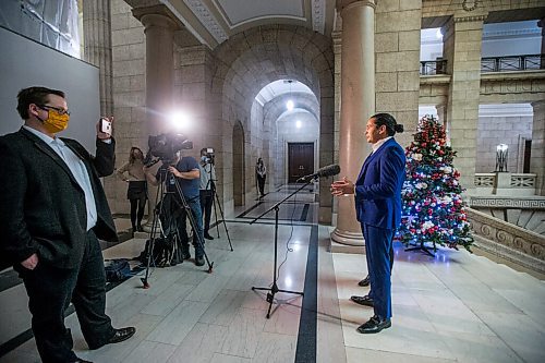 MIKAELA MACKENZIE / WINNIPEG FREE PRESS

NDP leader Wab Kinew and his wife, Lisa Kinew, give an end-of-year message to Manitobans at the Manitoba Legislative Building in Winnipeg on Tuesday, Dec. 22, 2020. 

Winnipeg Free Press 2020