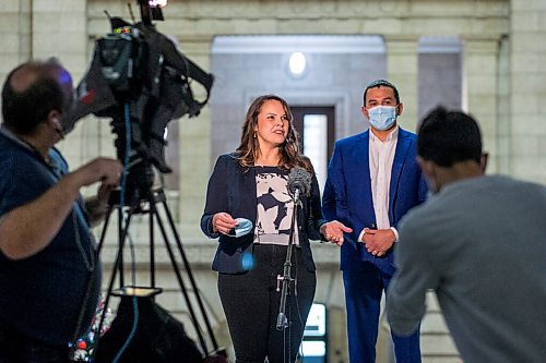 MIKAELA MACKENZIE / WINNIPEG FREE PRESS

Lisa Kinew and  her husband, NDP leader Wab Kinew, give an end-of-year message to Manitobans at the Manitoba Legislative Building in Winnipeg on Tuesday, Dec. 22, 2020. 

Winnipeg Free Press 2020