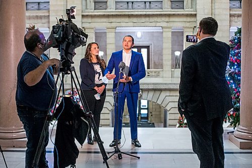 MIKAELA MACKENZIE / WINNIPEG FREE PRESS

NDP leader Wab Kinew and his wife, Lisa Kinew, give an end-of-year message to Manitobans at the Manitoba Legislative Building in Winnipeg on Tuesday, Dec. 22, 2020. 

Winnipeg Free Press 2020