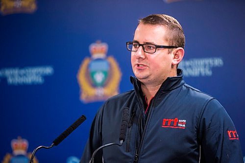 MIKAELA MACKENZIE / WINNIPEG FREE PRESS

Chris Samuels, with the Rapid Response Team, speaks about food security at the Winnipeg Police Service headquarters in Winnipeg on Wednesday, Dec. 23, 2020. For JS story.

Winnipeg Free Press 2020