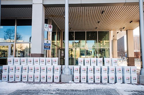 MIKAELA MACKENZIE / WINNIPEG FREE PRESS

88 of the 90 newly donated family food boxes from the Rapid Response Team sit outside of the Winnipeg Police Service headquarters in Winnipeg on Wednesday, Dec. 23, 2020. For JS story.

Winnipeg Free Press 2020