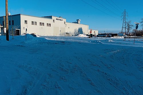 JESSE BOILY  / WINNIPEG FREE PRESS
The  AGI Westeel building, where about 90 per cent of the workers have been laid off, at 450 Rue Desautels on Wednesday. Wednesday, Dec. 23, 2020.
Reporter: