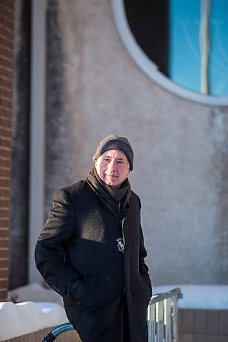 MIKAELA MACKENZIE / WINNIPEG FREE PRESS

Rabbi Allan Finkel poses for a portrait in front of Temple Shalom in Winnipeg on Wednesday, Dec. 23, 2020. He started doing shiva (the traditional Jewish mourning period) via Zoom, and found that it was a really meaningful experience for all those involved, albeit different than the in-person version. For Melissa Martin story.

Winnipeg Free Press 2020