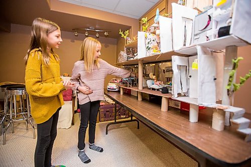 MIKAELA MACKENZIE / WINNIPEG FREE PRESS

Isla Monro, 11 (left), and Grace Rhodes, 10, show off their Barbie house made of recycled materials in Winnipeg on Thursday, Dec. 24, 2020. For Maggie Macintosh story.

Winnipeg Free Press 2020