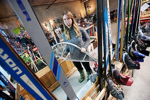 JOHN WOODS / WINNIPEG FREE PRESS
Jenny Sawatzky, owner of the Bicycle Garden, is photographed in the shop Sunday, December 27, 2020.  The Bicycle Garden rented bikes during the summer and are now renting skis and snow shoes during the winter.

Reporter: ?