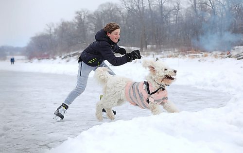 RUTH BONNEVILLE / WINNIPEG FREE PRESS

Local - Ice river fun

Kalan Glew plays fetch with his golden doodle, Matzah while skating with his family on the Assiniboine River across from Assiniboine Park on Tuesday.  

Area residents expanded their skating rinks this year for their families and area residents to enjoy winter activities. 


Dec 29th,. 2020