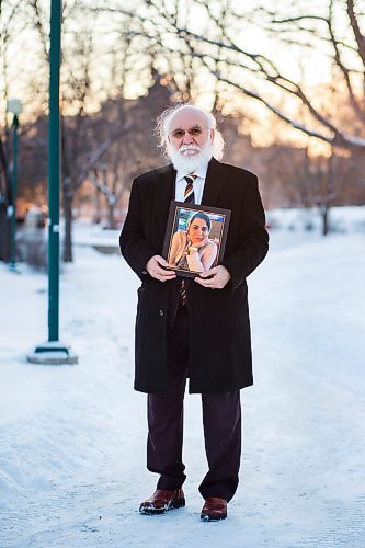 MIKAELA MACKENZIE / WINNIPEG FREE PRESS

Kourosh Doutstshenas, fiancé of one of the victims, poses for a portrait with a photo of his fiancé in Winnipeg on Wednesday, Dec. 30, 2020. For Rosanna story.

Winnipeg Free Press 2020