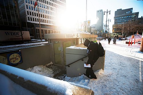 JOHN WOODS / WINNIPEG FREE PRESS
The city of Winnipeg has sent out a request for proposals to renovate the underground concourse at Portage and Main in  Winnipeg Wednesday, December 30, 2020. 

Reporter: Pursaga