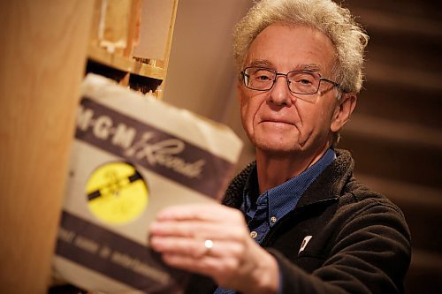 JOHN WOODS / WINNIPEG FREE PRESS
Bill Perlmutter has an extensive 78 record  collection in Winnipeg Thursday, December 31, 2020. 

Reporter: Sanderson