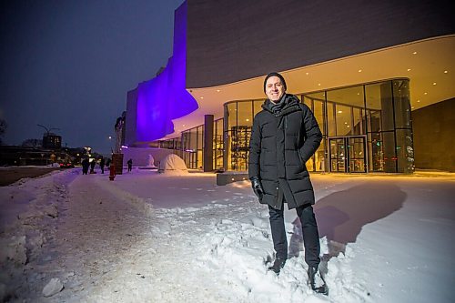 MIKAELA MACKENZIE / WINNIPEG FREE PRESS

WAG director Stephen Borys poses for a portrait in front of the Qaumajuq building, which is lit up with lights the colour of northern lights, on Friday, Jan. 1, 2021. For Kellen story.

Winnipeg Free Press 2020