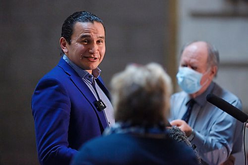 MIKE DEAL / WINNIPEG FREE PRESS
Opposition leader NDP's Wab Kinew talks to the media about Premier Pallister's cabinet shuffle Tuesday afternoon.
210105 - Tuesday, January 05, 2021.