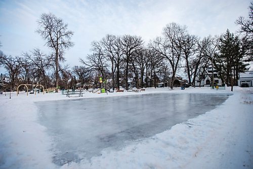 MIKAELA MACKENZIE / WINNIPEG FREE PRESS

A city-operated pleasure rink at Kingson Park in Winnipeg on Tuesday, Jan. 5, 2021. Standup.

Winnipeg Free Press 2020