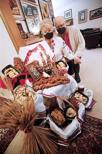 JOHN WOODS / WINNIPEG FREE PRESS
Oksana and Borys Shulakewych are photographed at their home with some of the traditional Ukrainian food which they will be packaging up and delivering to family for Ukrainian  Christmas Eve in Winnipeg Tuesday, January 5, 2021. 

Reporter: suderman