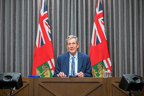 MIKAELA MACKENZIE / WINNIPEG FREE PRESS

Premier Brian Pallister speaks about the vaccine rollout at a press conference at the Manitoba Legislative Building in Winnipeg on Wednesday, Jan. 6, 2021. For Carol/Larry story.

Winnipeg Free Press 2020