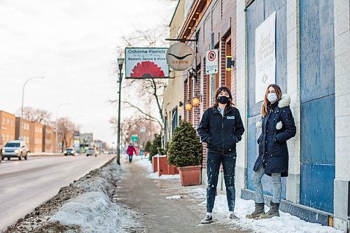 MIKAELA MACKENZIE / WINNIPEG FREE PRESS

Caitlin Bousfield (left) and Sam Rivait, co-owners of Good Fortune Barber Shop, pose for a portrait at the space in Winnipeg on Wednesday, Jan. 6, 2021. For Temur Durrani story.

Winnipeg Free Press 2020