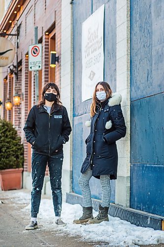 MIKAELA MACKENZIE / WINNIPEG FREE PRESS

Caitlin Bousfield (left) and Sam Rivait, co-owners of Good Fortune Barber Shop, pose for a portrait at the space in Winnipeg on Wednesday, Jan. 6, 2021. For Temur Durrani story.

Winnipeg Free Press 2020