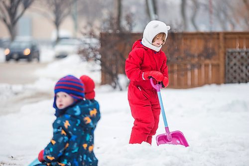 MIKAELA MACKENZIE / WINNIPEG FREE PRESS

Ruth Pawlyk, six (right), and her younger brother, William Pawlyk, four, help their dad shovel snow in the West End in Winnipeg on Thursday, Jan. 7, 2021. Standup.

Winnipeg Free Press 2020