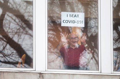 MIKAELA MACKENZIE / WINNIPEG FREE PRESS

Terry Moon poses for a photo at The Convalescent Home of Winnipeg on Friday, Jan. 8, 2021. For Kevin Rollason story.

Winnipeg Free Press 2020