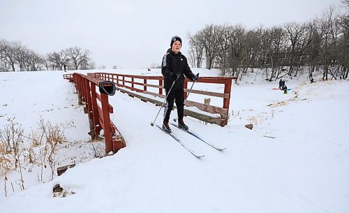 RUTH BONNEVILLE / WINNIPEG FREE PRESS

Local - Skiing standup

Twelve-year-old Luke Bruinooge makes his way across a bridge while cross-country skiing with his dad at Windsor Park Nordic Center Friday.  

The cross-country ski park is open and skiers can buy passes online at the Windsor Park website.  windsorparknordic.ca



Jan 08,. 2021