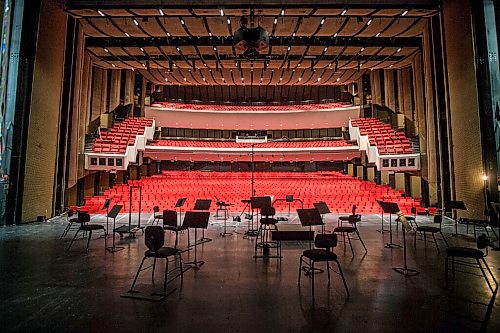 MIKAELA MACKENZIE / WINNIPEG FREE PRESS

The empty Centennial Concert Hall, set up for live-streamed concerts, in Winnipeg on Monday, Jan. 11, 2021. For Brenda Suderman story.

Winnipeg Free Press 2020