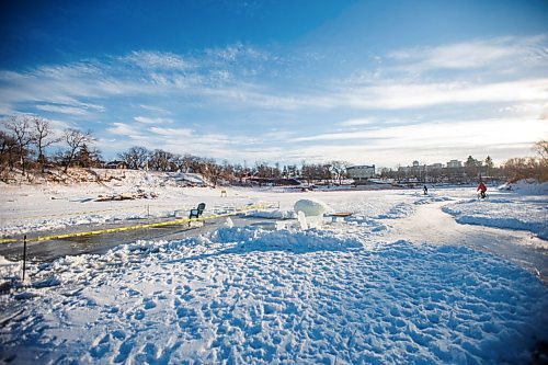 MIKAELA MACKENZIE / WINNIPEG FREE PRESS

An area used for harvesting ice blocks is taped off on the Assiniboine River just west of the St. James Bridge in Winnipeg on Tuesday, Jan. 12, 2021. 
Winnipeg Free Press 2021