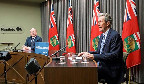 MIKE DEAL / WINNIPEG FREE PRESS
Manitoba Premier Brian Pallister and Dr. Brent Roussin, chief provincial public health officer during the COVID update at the Manitoba Legislative building Thursday afternoon.
210121 - Thursday, January 21, 2021.