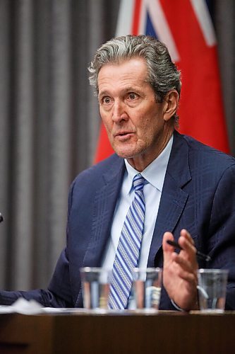 MIKE DEAL / WINNIPEG FREE PRESS
Manitoba Premier Brian Pallister and Dr. Brent Roussin, chief provincial public health officer during the COVID update at the Manitoba Legislative building Thursday afternoon.
210121 - Thursday, January 21, 2021.